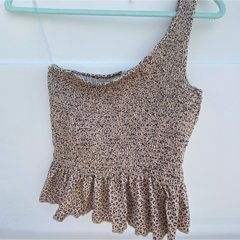 Leopard Print Asymmetrical Shoulder Smocked Ruffle Crop Top